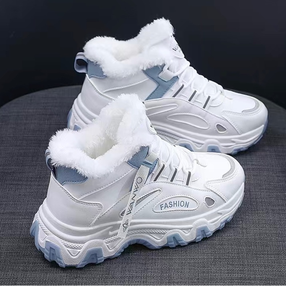 Woman’s fashion sneakers